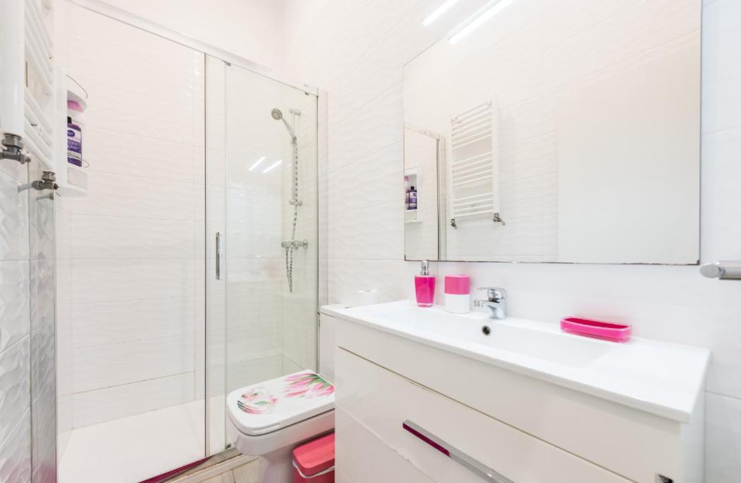 M&F Apartaments Chueca Madrid Ngoại thất bức ảnh